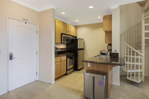 Downtown LUXURY 2B2B Flat
